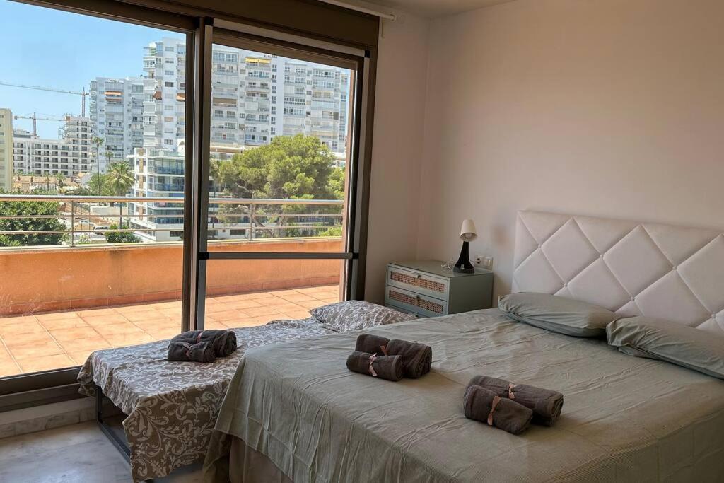 Atico Puerto Marina 2 Hab Con Piscina, 500M De La Plata Leilighet Torremolinos Eksteriør bilde
