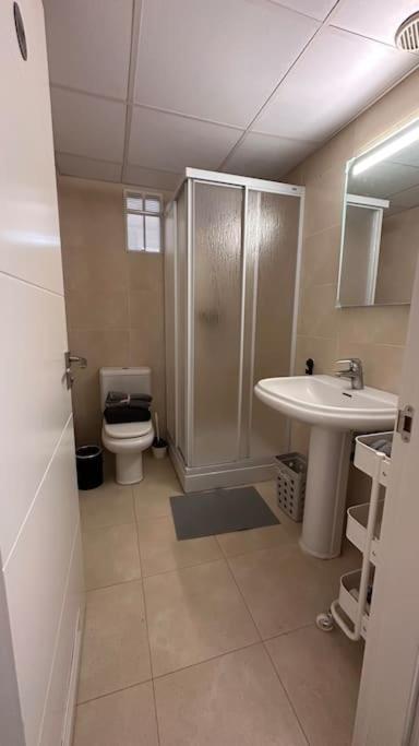 Atico Puerto Marina 2 Hab Con Piscina, 500M De La Plata Leilighet Torremolinos Eksteriør bilde