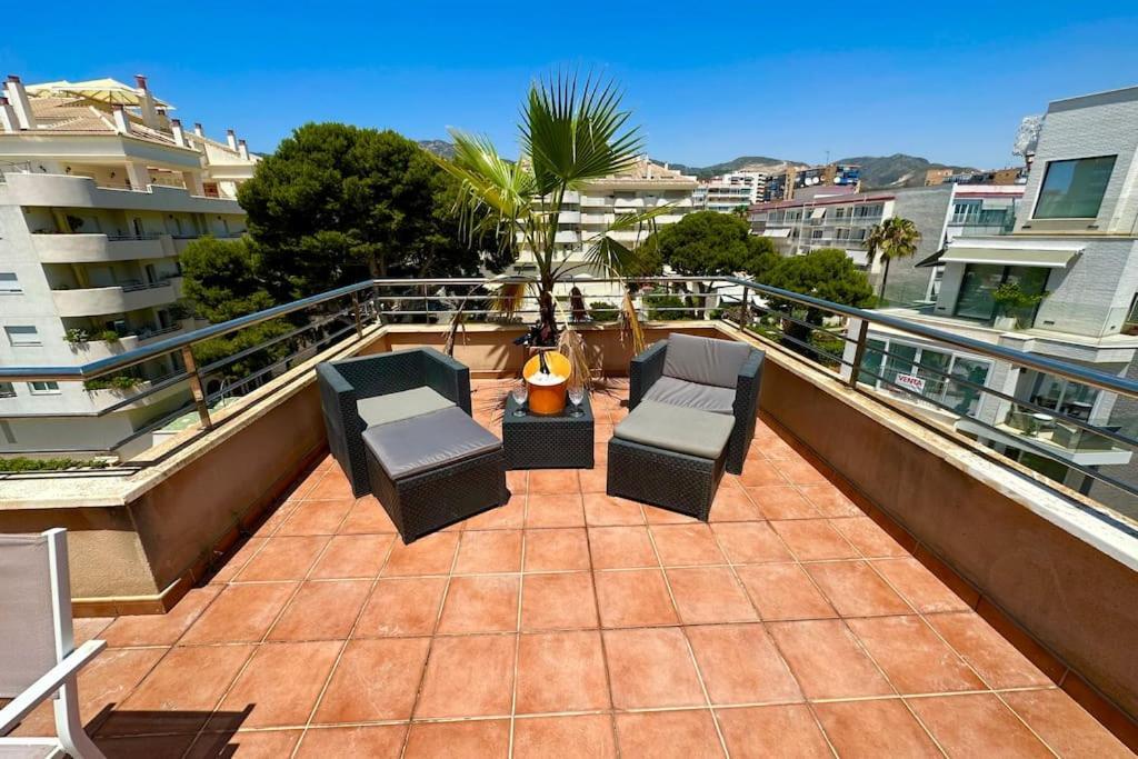 Atico Puerto Marina 2 Hab Con Piscina, 500M De La Plata Leilighet Torremolinos Eksteriør bilde