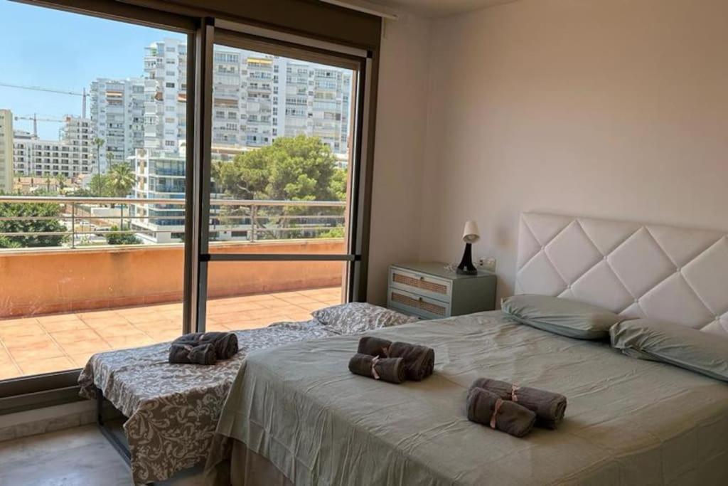 Atico Puerto Marina 2 Hab Con Piscina, 500M De La Plata Leilighet Torremolinos Eksteriør bilde