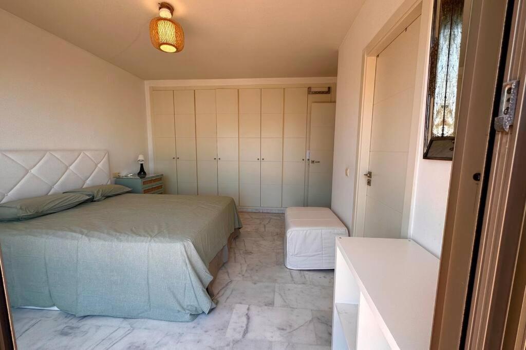 Atico Puerto Marina 2 Hab Con Piscina, 500M De La Plata Leilighet Torremolinos Eksteriør bilde