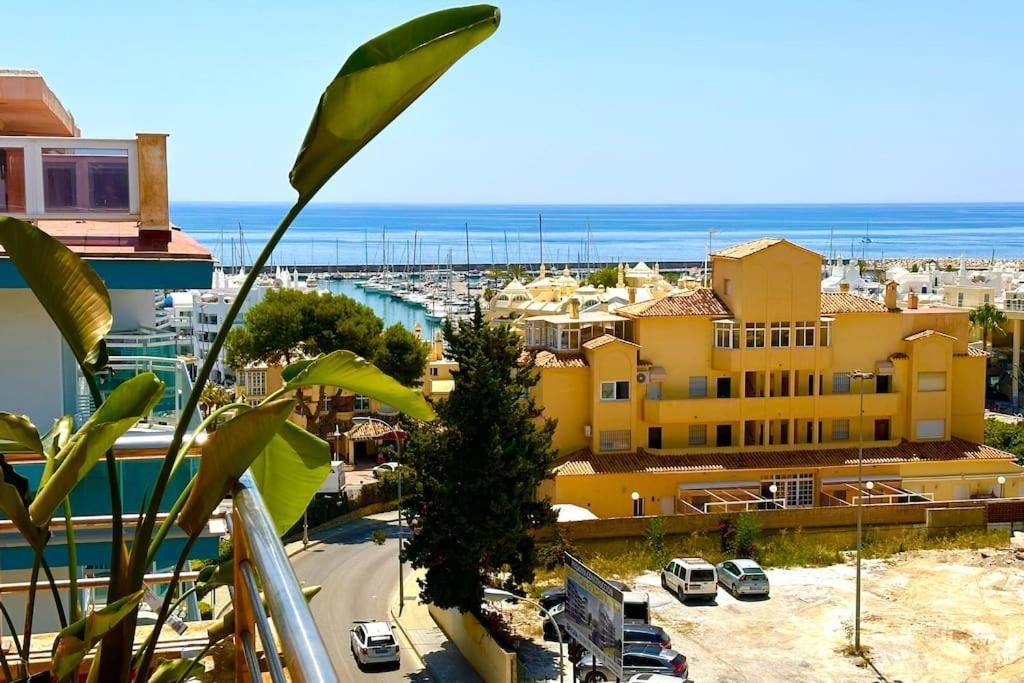 Atico Puerto Marina 2 Hab Con Piscina, 500M De La Plata Leilighet Torremolinos Eksteriør bilde